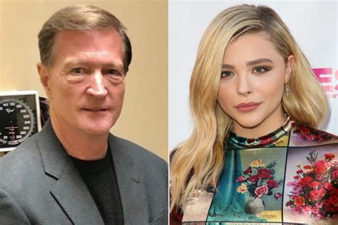 chloe grace moretz father dies.